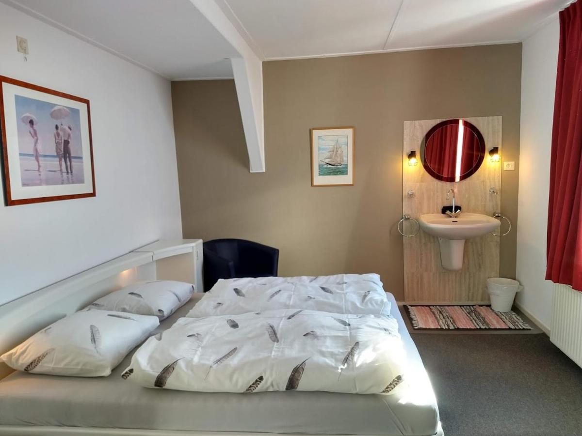 Apartment By The Sea Bed By The Sea Vlissingen Bagian luar foto